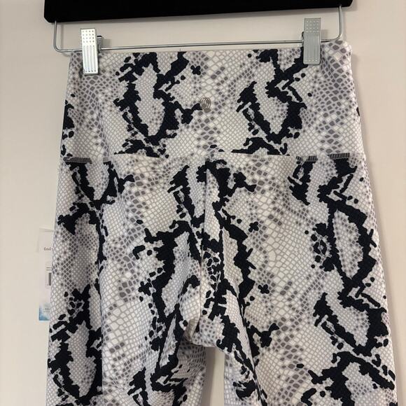 NWT Balance Collection Legging Snake Print Medium - Picture 5 of 10